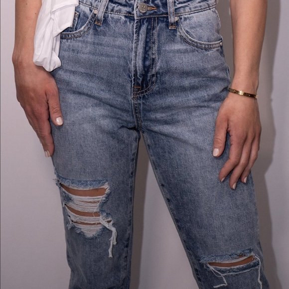 High Rise Straight Distressed Jeans - Picture 3 of 4